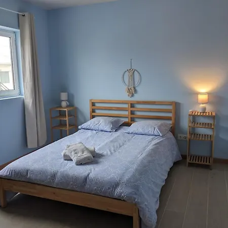 Appartement T2 Na Da - Yellow Door *