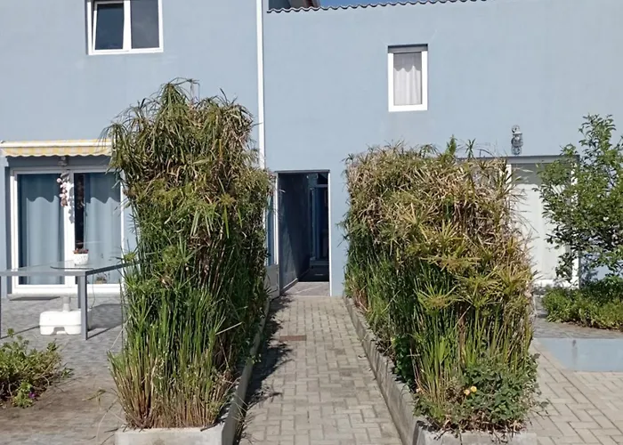 Apartament T2 Na Da - Yellow Door